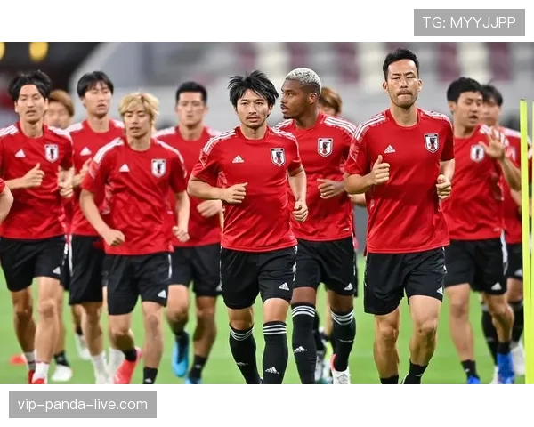 日本男足近期比赛轮换调整，备战热身赛暴露阵容衔接问题